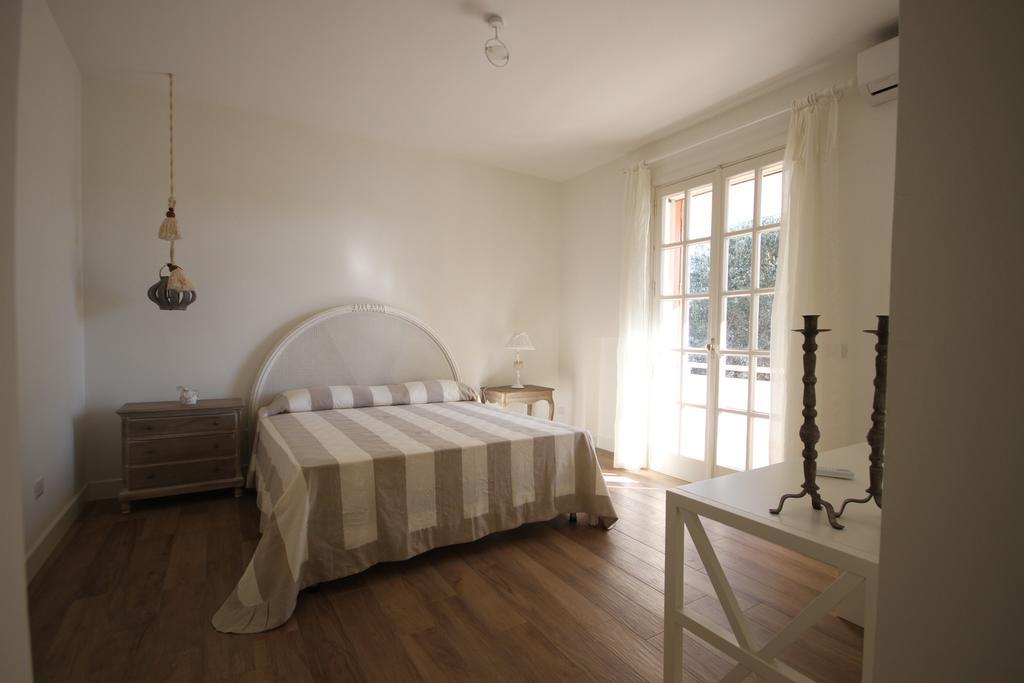 بورتو سيساريو Villa Teresa Maria الغرفة الصورة